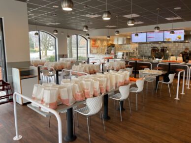Naf Naf's first franchise store